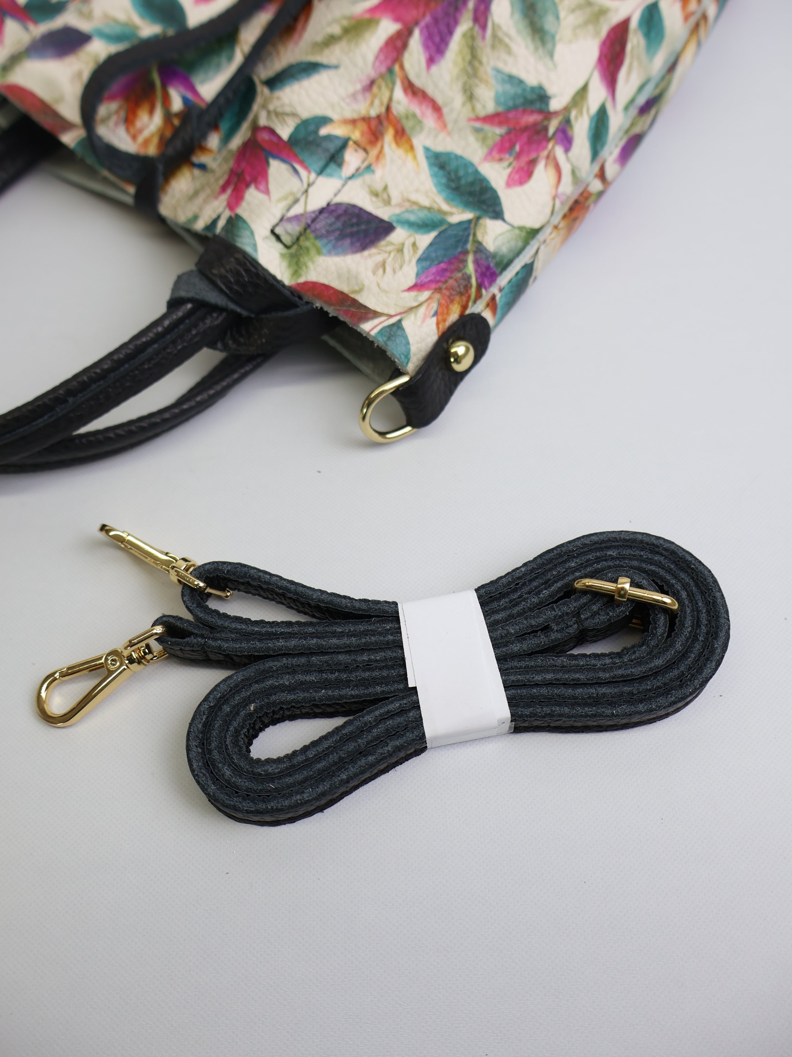 Piccola Tote Bag "Crimson Heliconia"