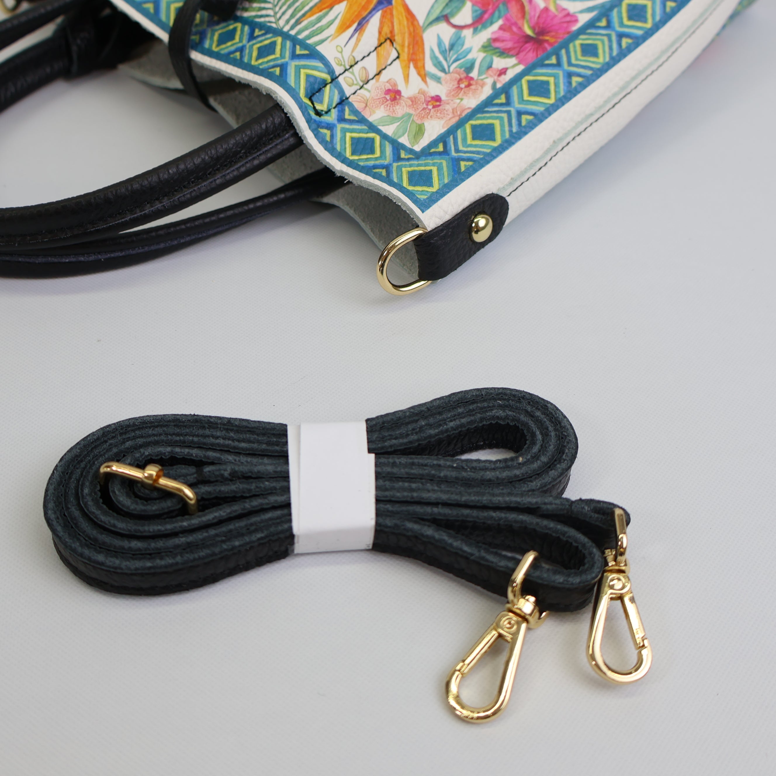 Small Tote Bag "Tropical & Wilds"