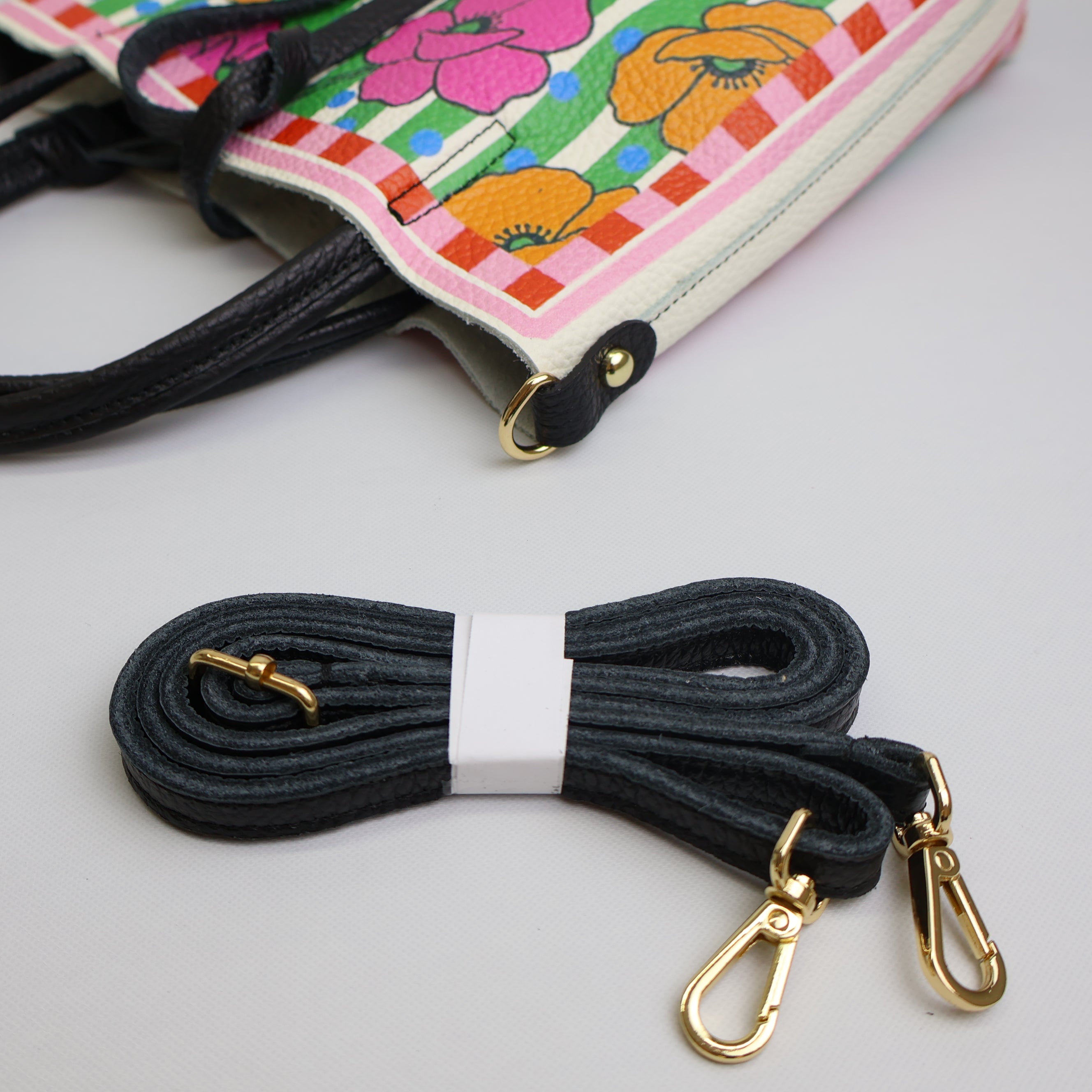 Small "Picnic Pop" Tote Bag