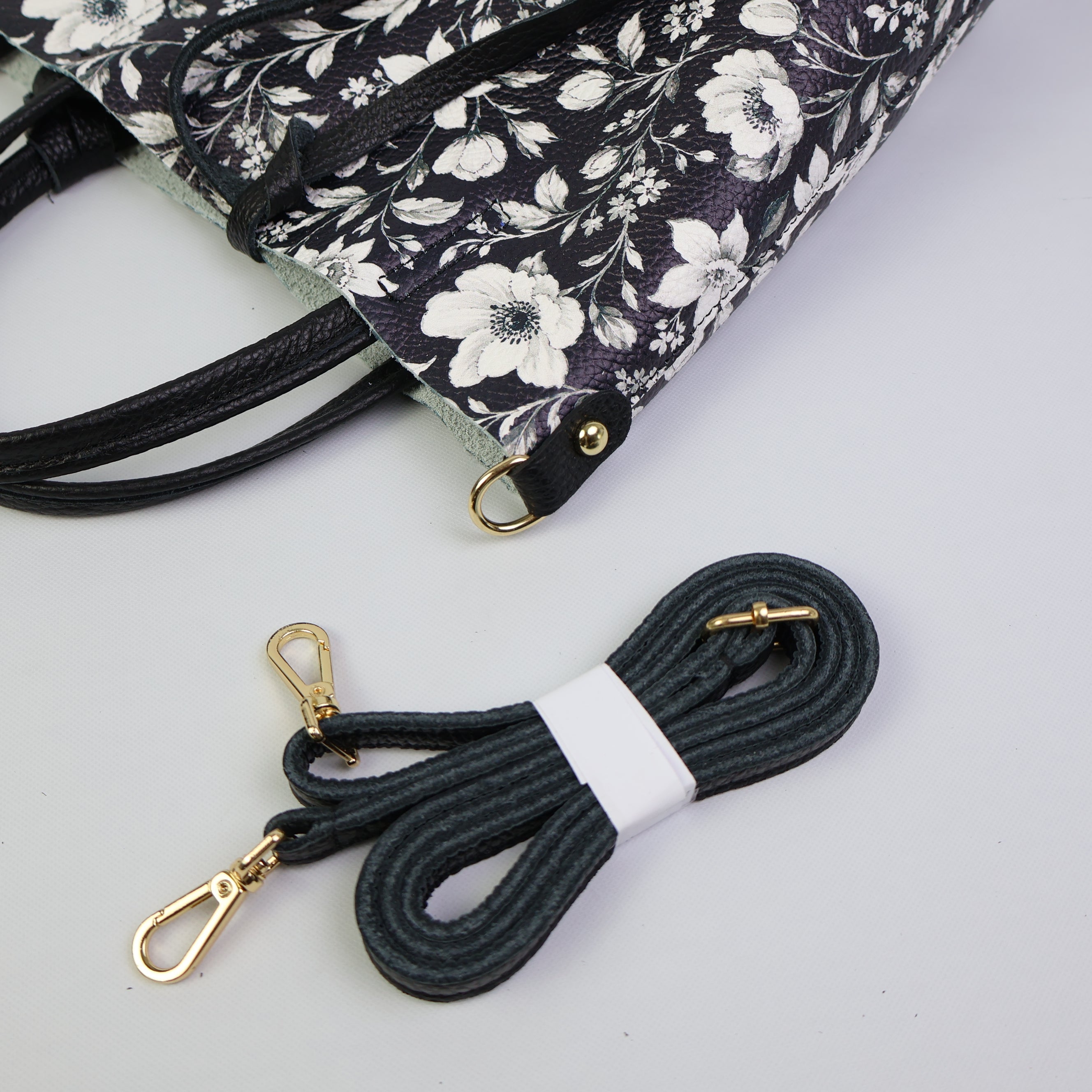 Piccola Tote Bag - Floreale Black & White